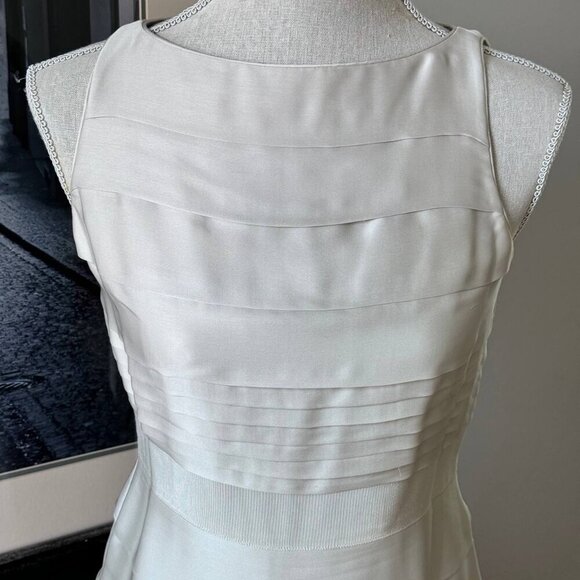 Banana Republic Beautiful Classy Tiered Silk Dress in Trending Tan Color.  Size - Picture 2 of 9